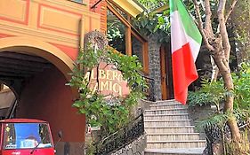 Albergo Degli Amici Moggia